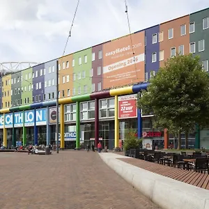 Easyhotel Arena Boulevard Амстердам